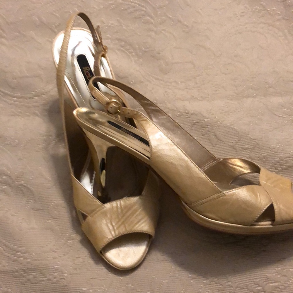 REBA sandals size 9